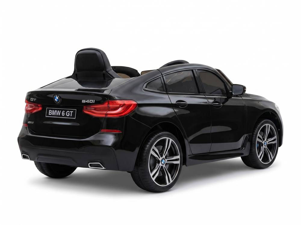 Voiture électrique enfant BMW Série 6 GT 12V trois-quarts avant